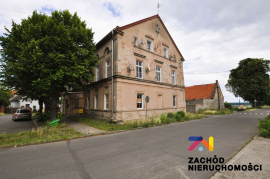 Przestronne mieszkanie w Bobrownikach na sprzedaż